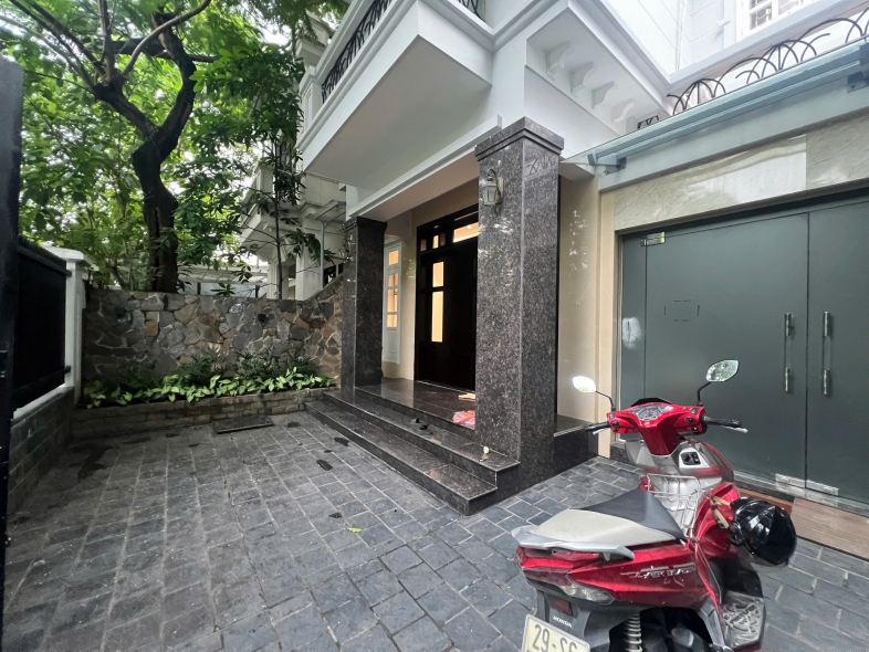Renovated morden house for rent in D block, Ciputra, Tay Ho ward, Ha Noi
